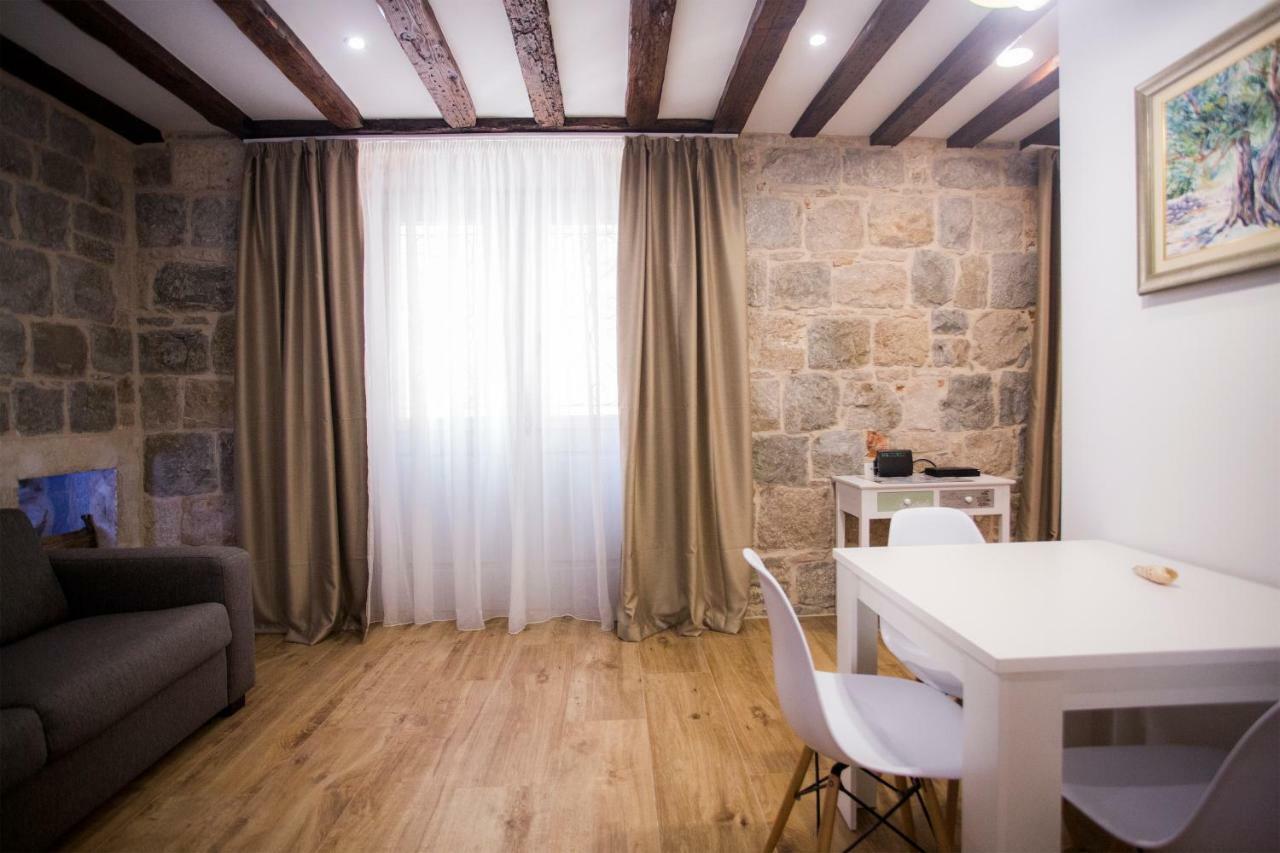 Studio Apartman Ana 斯普利特 外观 照片